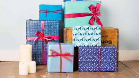 What to Give a Person Living with Dementia this Holiday Season